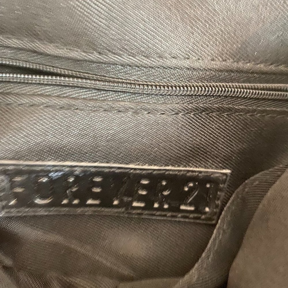 Forever 21 Faux Leather Crossbody Handbag with Faux Fur Accents Mid Size - Picture 6 of 7